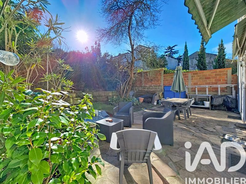 Maison - 174 m² - 9 pièces