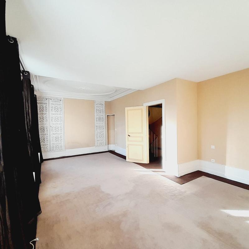 Maison ancienne - 137 m² - 5 pièces