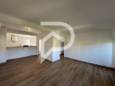 Appartement - 67 m² - 3 pièces