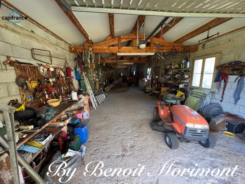 Maison - 234 m² - 5 pièces