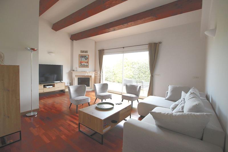 Maison - 190 m² - 7 pièces