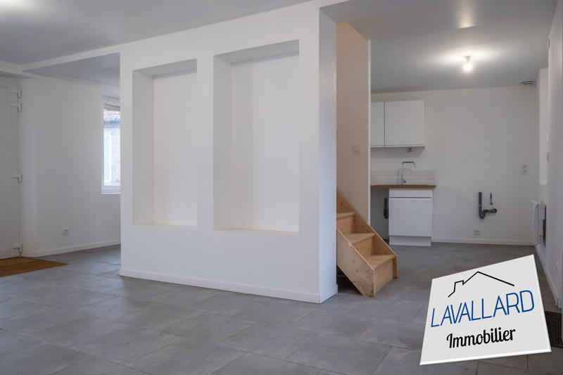 Maison traditionnelle - 95 m² - 5 pièces