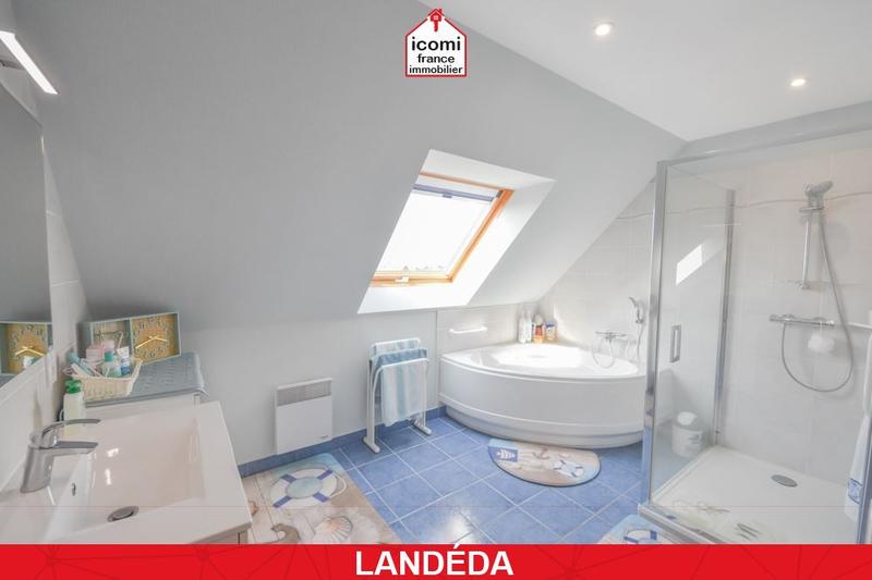 Maison - 122 m² - 7 pièces