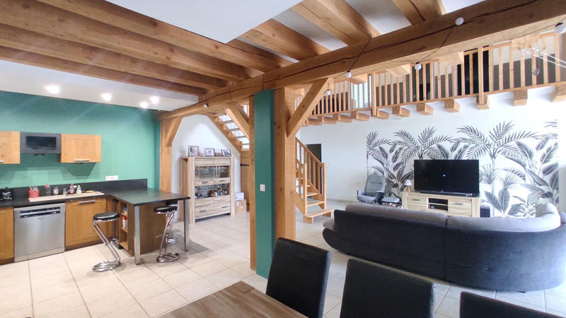 Maison - 179 m² - 5 pièces