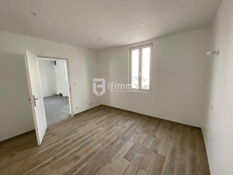 Maison de ville - 75 m² - 4 pièces