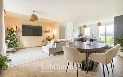 Maison - 90 m² - 4 pièces