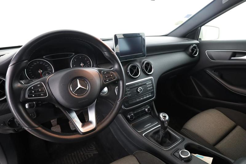 Mercedes Gla 200 d Intuition 136 ch