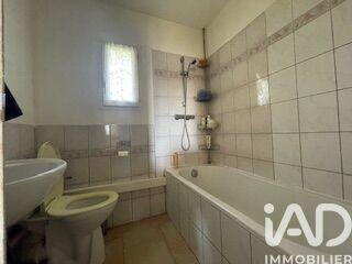 Maison - 212 m² - 3 pièces