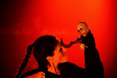 Tria Fata (marionnettes - théâtre d'objets - musique)