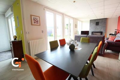 Maison - 110 m² - 4 pièces