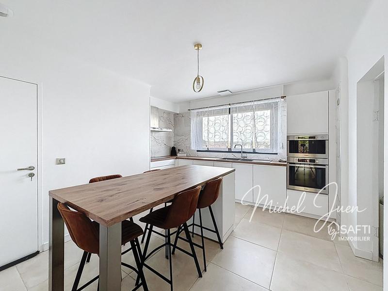 Appartement - 126 m² - 4 pièces