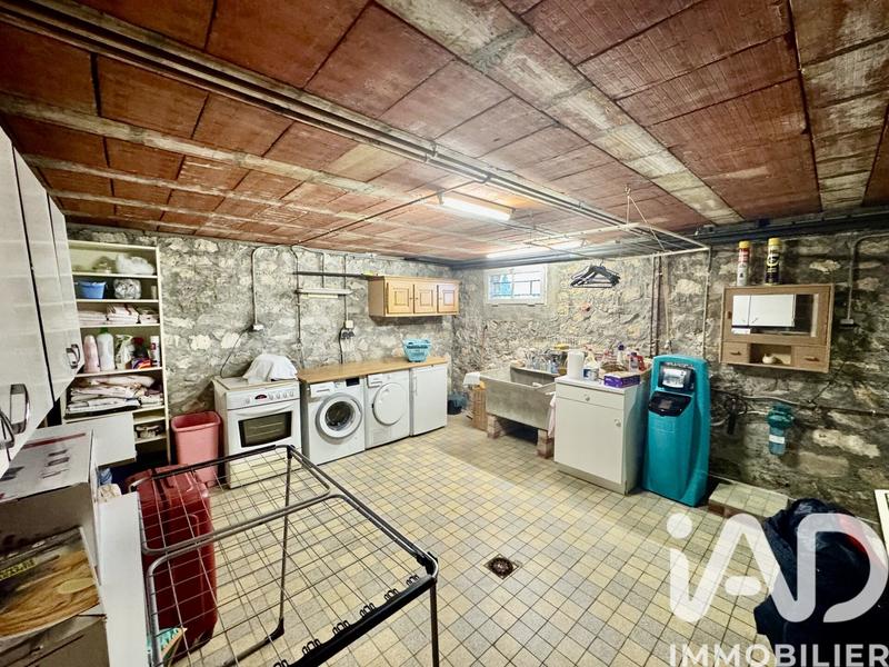 Maison - 140 m² - 6 pièces