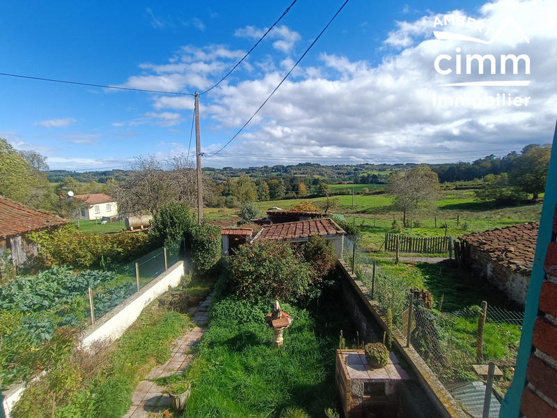 Maison - 90 m² - 5 pièces