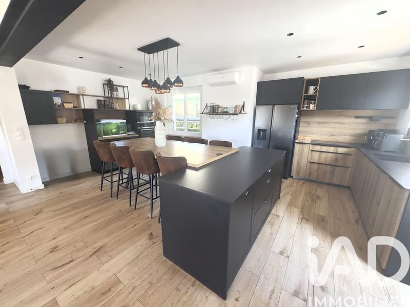 Maison - 106 m² - 5 pièces