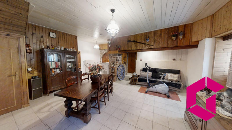 Maison ancienne - 190 m² - 6 pièces