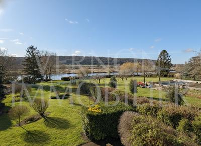 Maison - 203 m² - 7 pièces