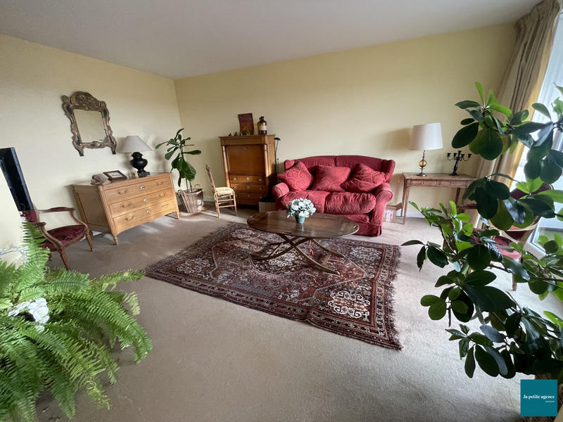 Appartement - 84 m² - 4 pièces