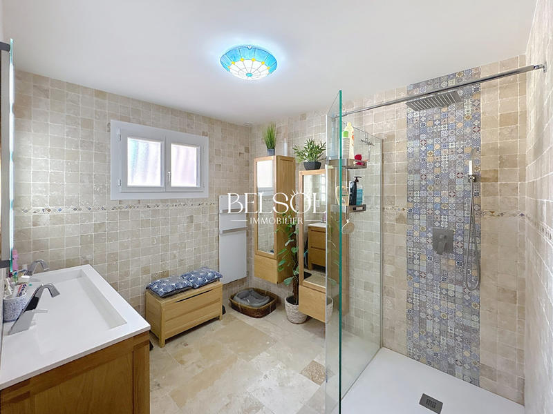 Maison - 127 m² - 5 pièces