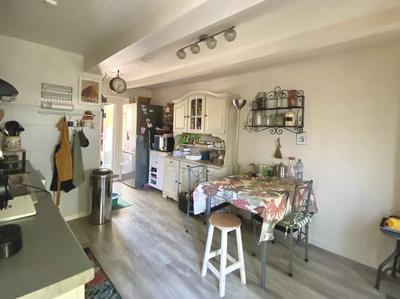 Maison - 95 m² - 4 pièces