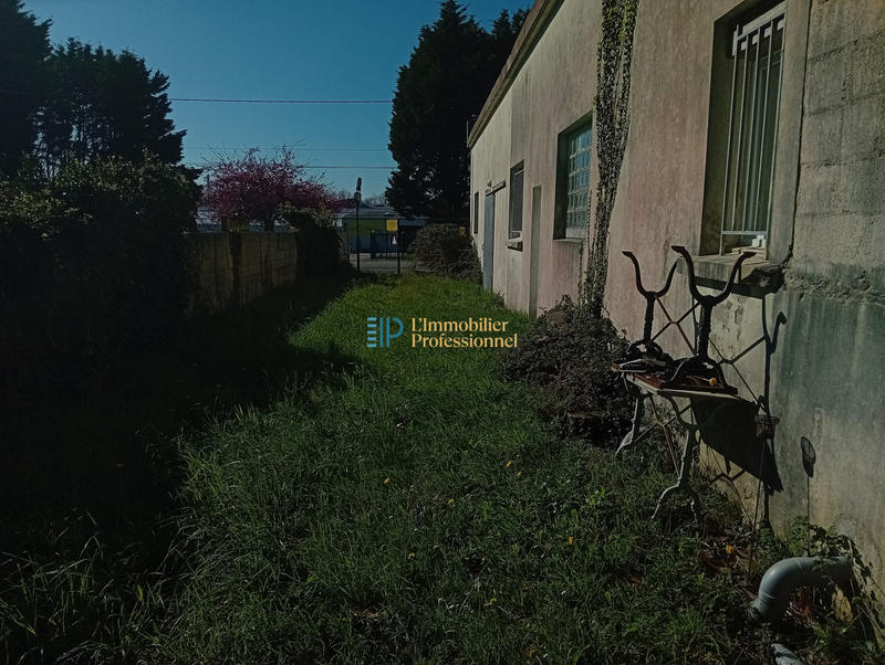 Local commercial - 320 m² - 4 pièces