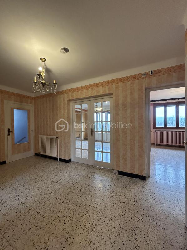 Maison traditionnelle - 122 m² - 5 pièces