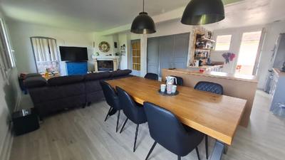 Maison - 300 m² - 7 pièces