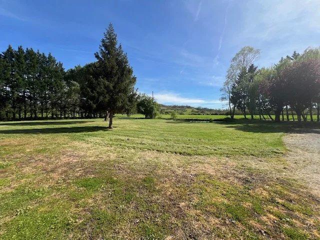 Propriété - 254 m² - 10 pièces