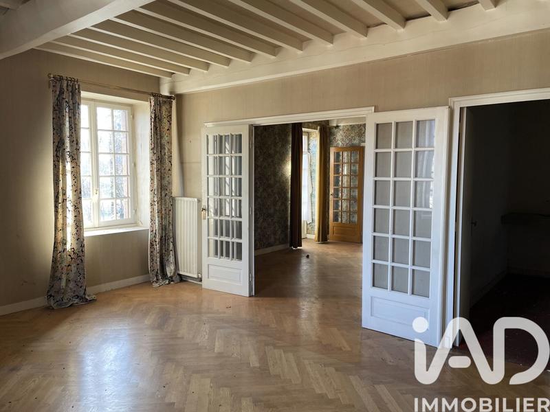 Maison - 247 m² - 10 pièces