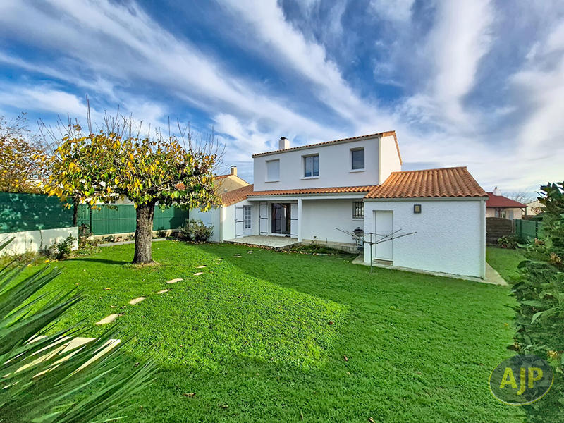 Maison - 135 m² - 5 pièces