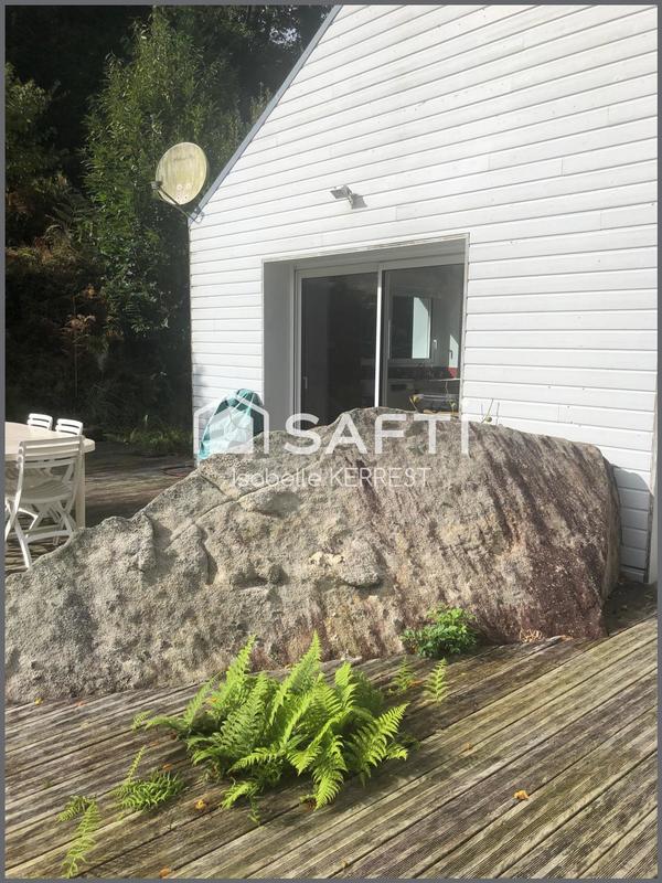 Maison - 260 m² - 8 pièces