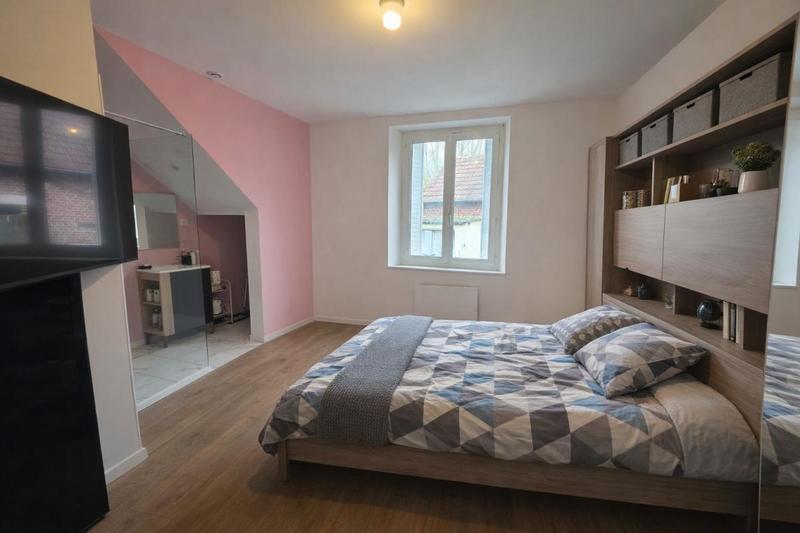 Maison - 103 m² - 5 pièces