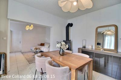 Maison - 135 m² - 7 pièces