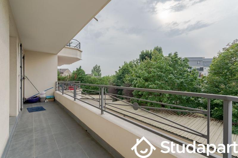 Chambre - 104 m² - 1 pièce