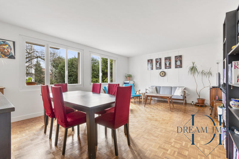 Appartement - 98 m² - 4 pièces