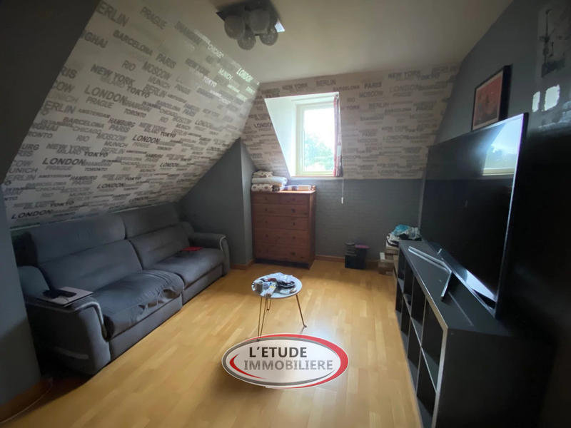 Maison - 215 m² - 10 pièces