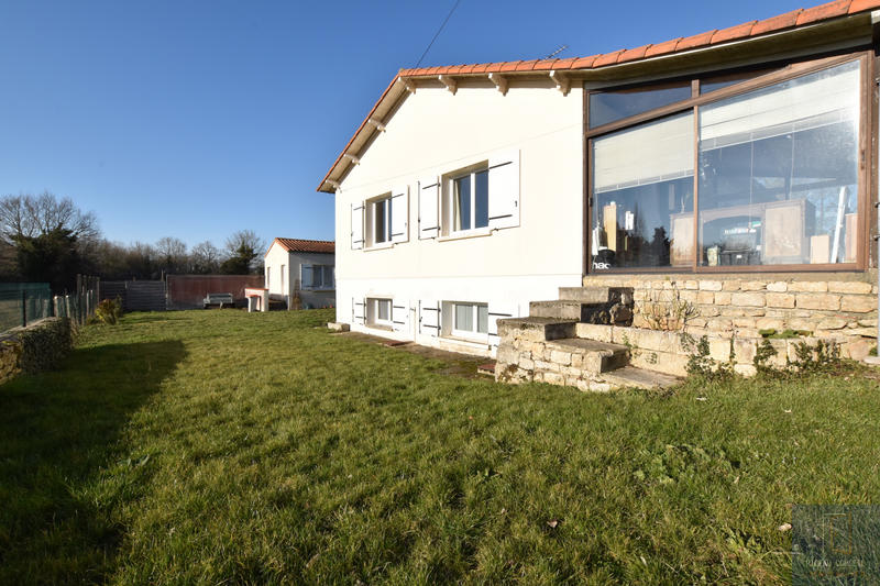 Maison - 151 m² - 6 pièces