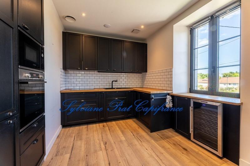 Local commercial - 493 m² - 12 pièces