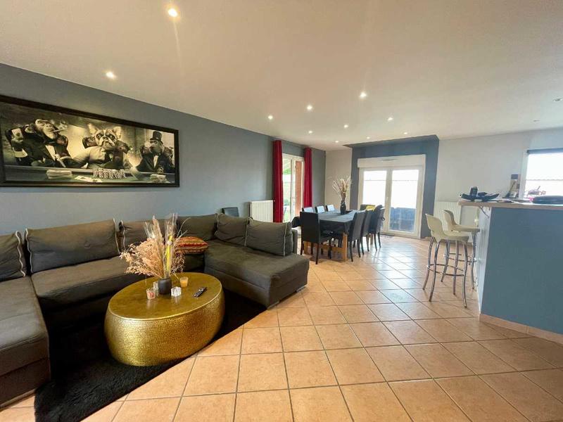 Maison - 150 m² - 5 pièces