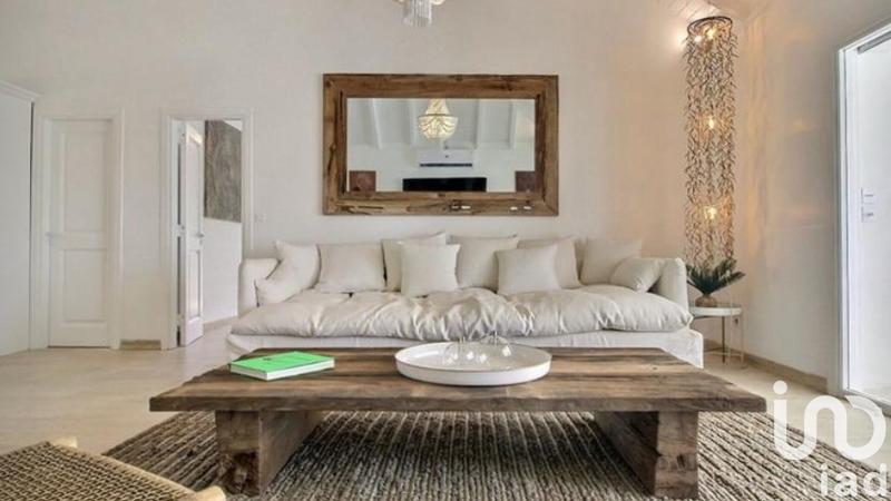 Maison - 200 m² - 4 pièces