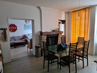 Immeuble - 156 m² - 6 pièces