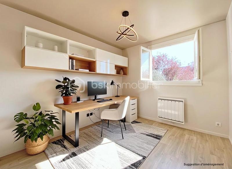 Maison - 141 m² - 6 pièces