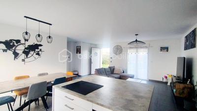 Maison traditionnelle - 106 m² - 5 pièces