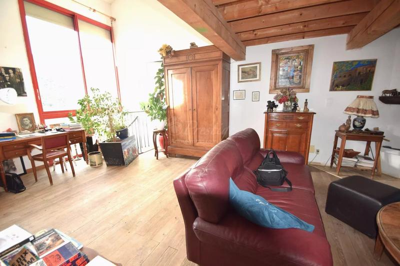 Maison - 188 m² - 5 pièces