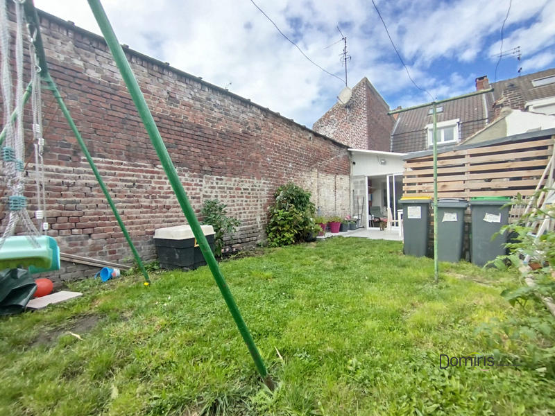 Maison - 93 m² - 4 pièces