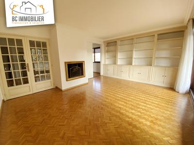 Appartement - 111 m² - 4 pièces