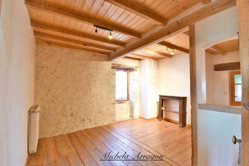 Maison en pierre - 138 m² - 6 pièces