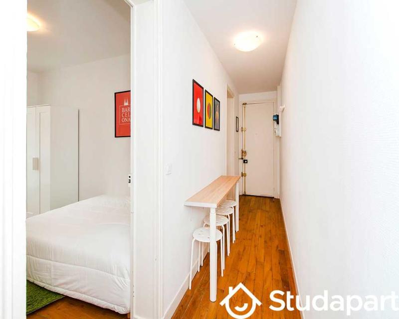 Chambre - 60 m² - 1 pièce