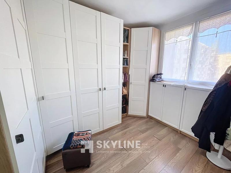 Appartement - 75 m² - 4 pièces