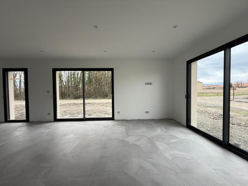 Maison - 110 m² - 4 pièces