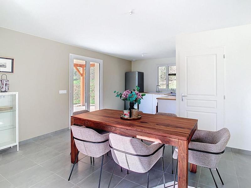 Maison - 100 m² - 5 pièces